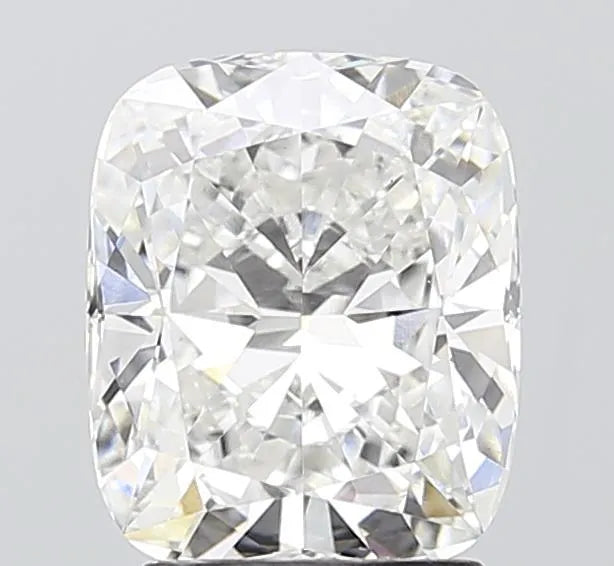 2.50ct Cushion modified Lab Grown Diamond (Colour E, Clarity VVS2, IGI Certified)